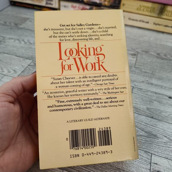 Looking for Work by Susan Cheever 1979 First Fawcett Crest Printing‎ Paperback - Picture 8 of 12